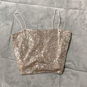 Crop tank top size small, full of sequins